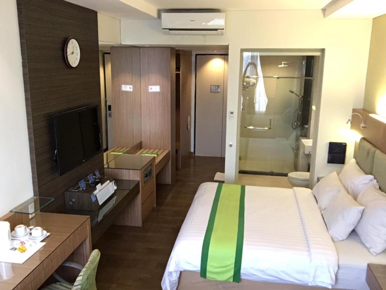 Hotel Wisata Niaga Purwokerto Εξωτερικό φωτογραφία