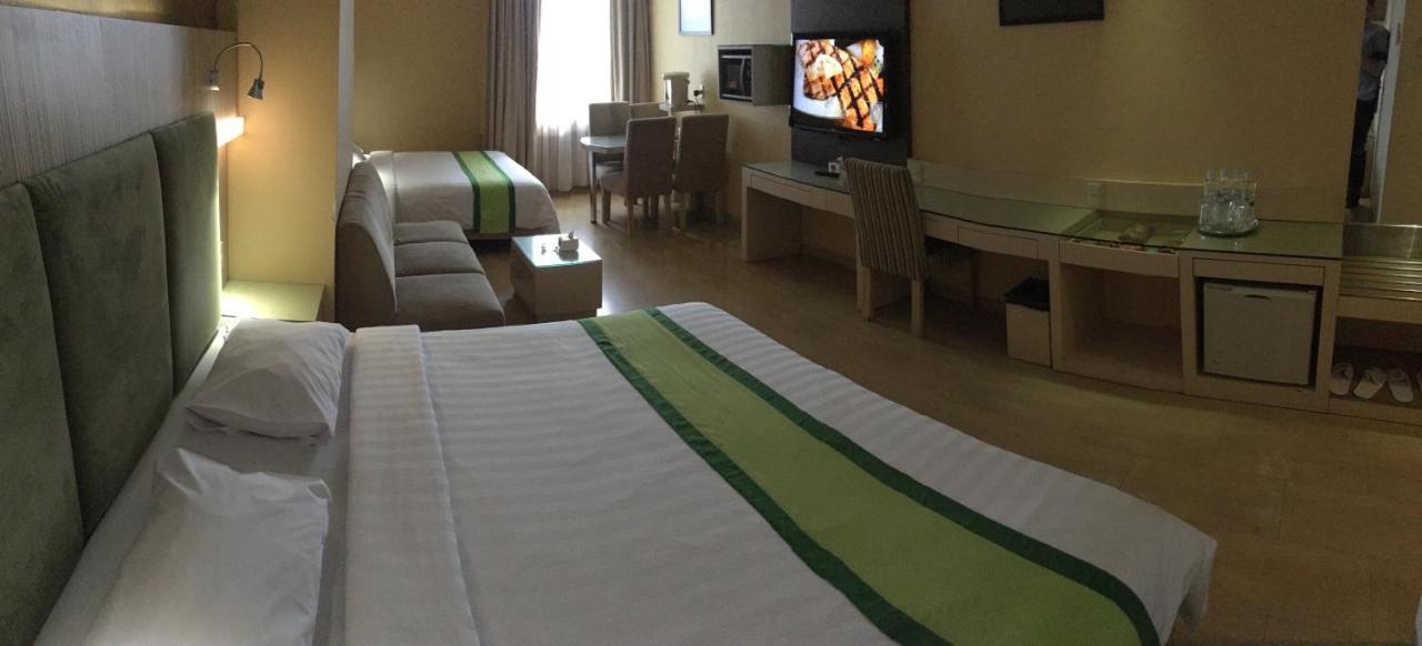 Hotel Wisata Niaga Purwokerto Εξωτερικό φωτογραφία