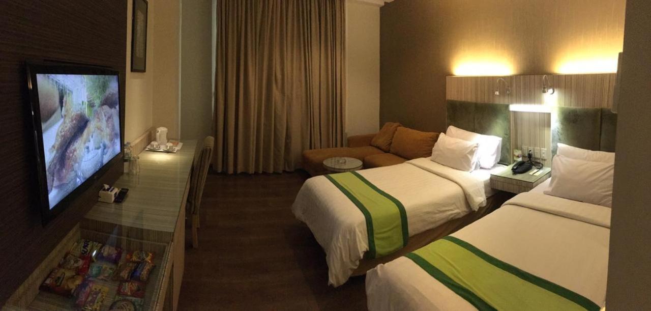 Hotel Wisata Niaga Purwokerto Εξωτερικό φωτογραφία