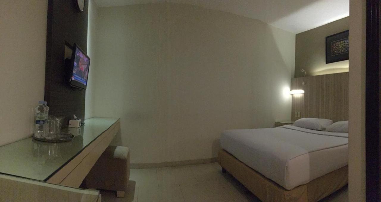 Hotel Wisata Niaga Purwokerto Εξωτερικό φωτογραφία